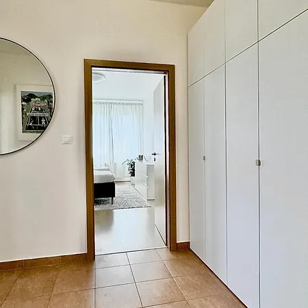 96M2 Designer Apartment, Free Garage Parking Prague Exterior photo