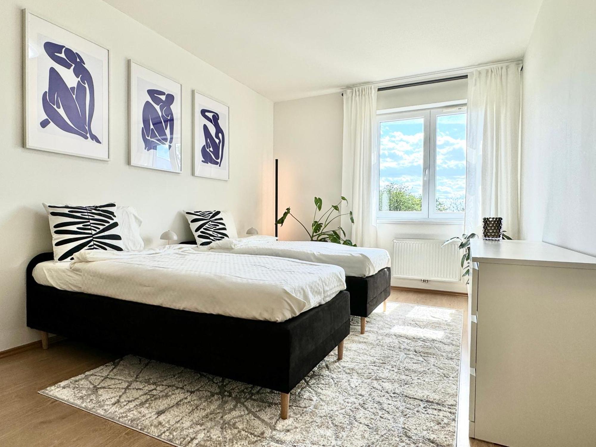 96m2 Designer Apartment, Free Garage Parking * Prague